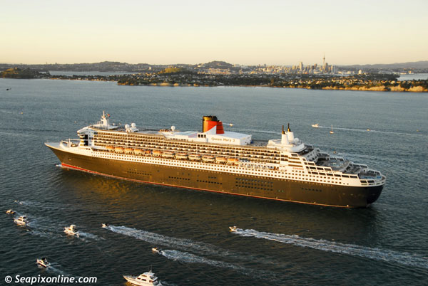 Queen Mary 2, QM2 9241061 ID 3719